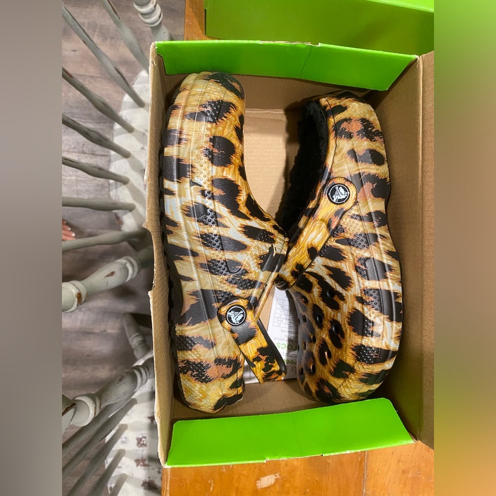 Leopard Print Croc Clogs with Fleece Lining